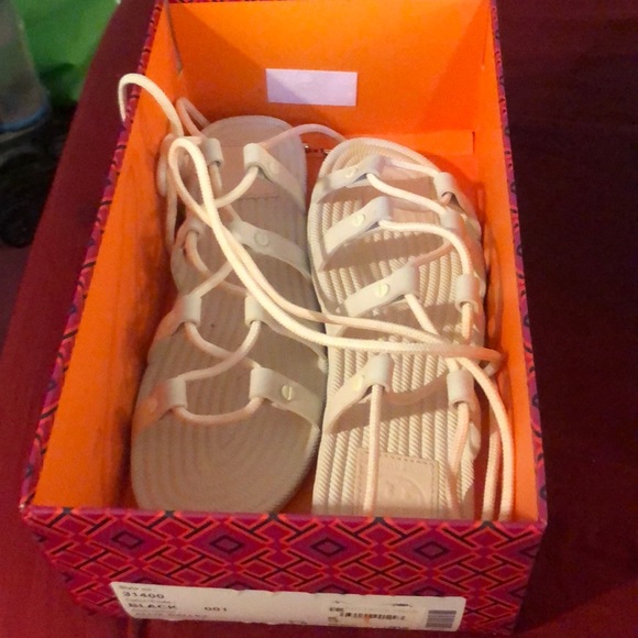 Wrap around ankle sandals - Picture 2 of 5